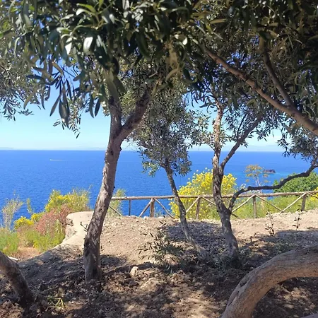 Camping Cinque Tomoli