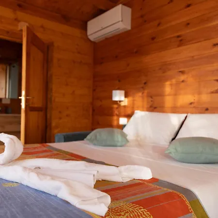 Cinque Tomoli Camping Ventotene